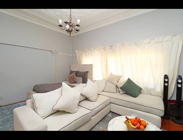 11 BEDROOM HOUSE FOR SALE IN AUCKLAND PARK